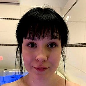Izzy Dark