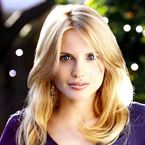 Jacqui Holland