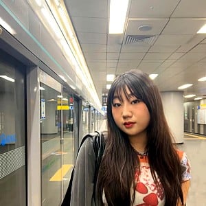 Jaime Jin Lee
