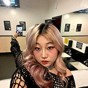 Jaime Jin Lee
