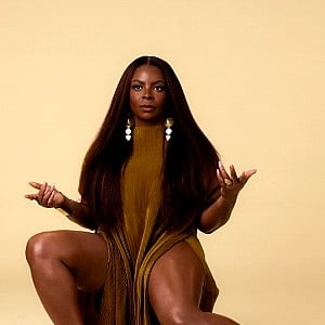 Janelle James (Actress)