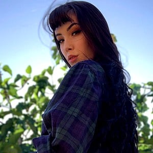 Jasmine Callipygian