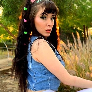 Jasmine Callipygian
