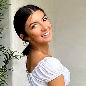 Jayna Fields