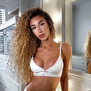 Jazmine Dyer