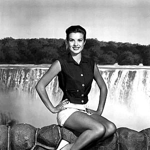 Jean Peters