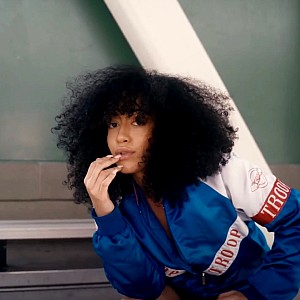 Jenevieve (Singer)