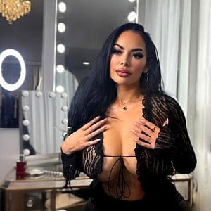 Jenn Marie Jaen