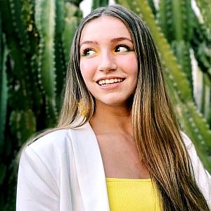 Jenna Valenzuela