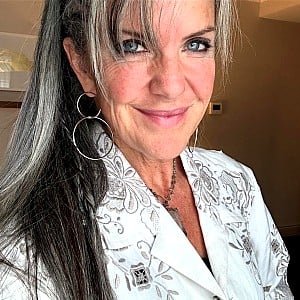 Jennifer Hale