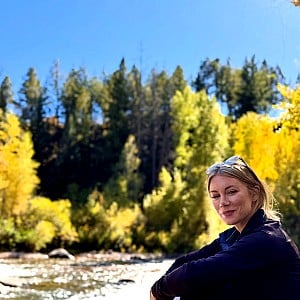 Jennifer Holland