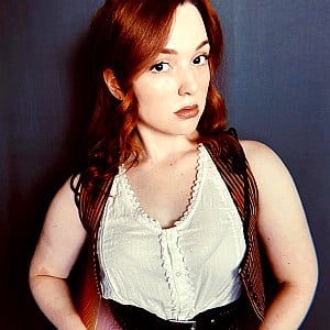 Jennifer Stone (actress)