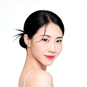 Jeong Myeong-Gyeong