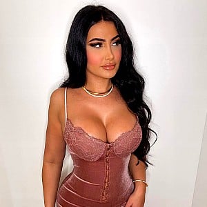 Jessica Foster