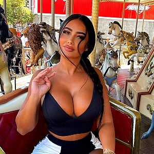 Jessica Foster