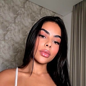 Jessica Levain