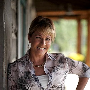 Jessica Steen