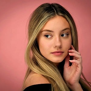Jessica Treska