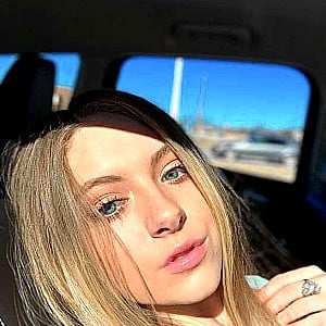 Jewel Mozel