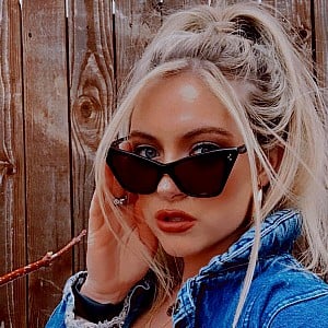 Jewel Mozel