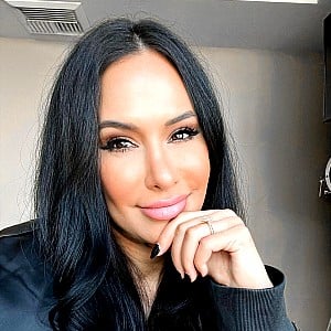 Jo De La Rosa