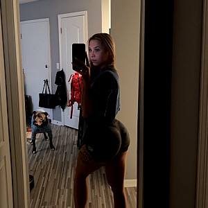 Jo Lindsay
