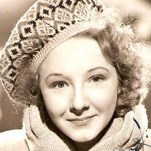 Joan Dowling