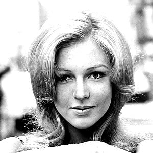 Joanna Pettet