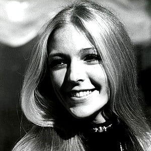 Joanna Pettet