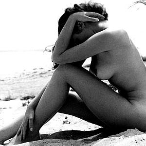 Joanne Arnold