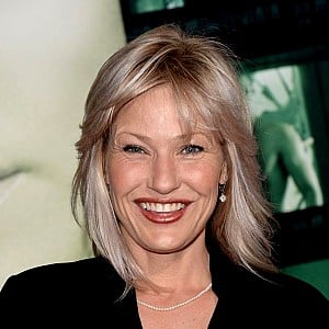 Joey Lauren Adams