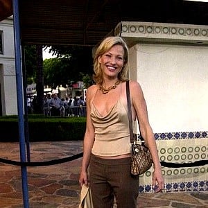 Joey Lauren Adams