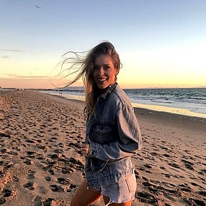 Jordan Claire Robbins