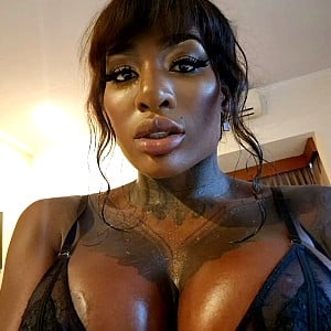 Josy Black