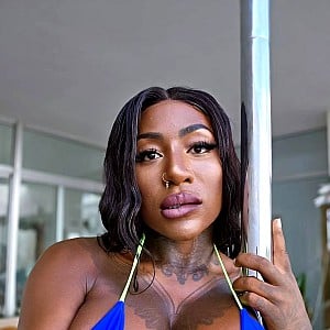Josy Black