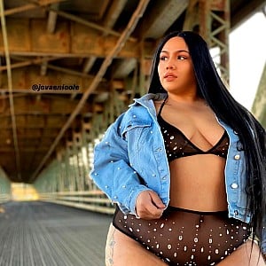 Jova'e Nicole