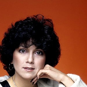 Joyce Dewitt