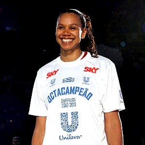 Juciely Cristina Barreto