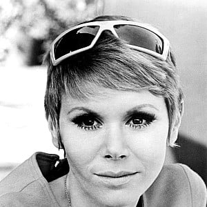 Judy Carne