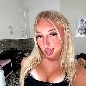 Juli Luxie