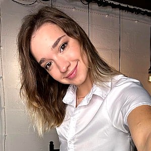 Julia Fay