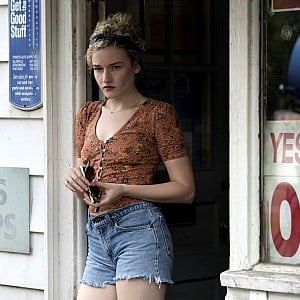 Julia Garner