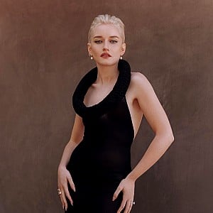 Julia Garner