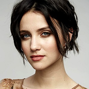 Julia Goldani Telles