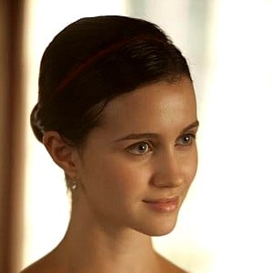 Julia Goldani Telles