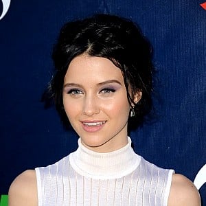 Julia Goldani Telles