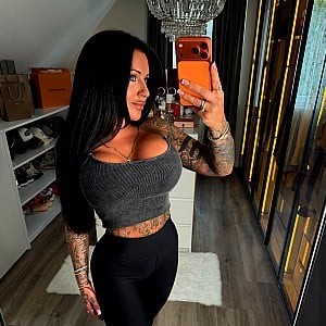 Julia Jasmin Ruhle