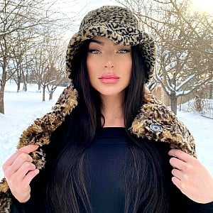 Julia Lynn Sandoval