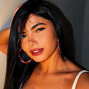 Julia Macedo