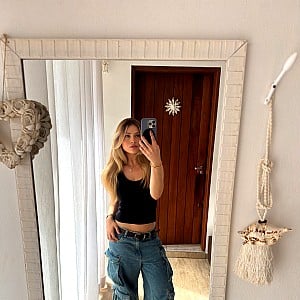 Julia Maria Cardones